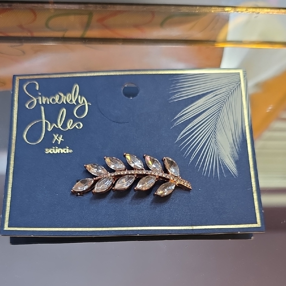 Sincerely Jules x Scünci Crystal Leaf Hair Clip